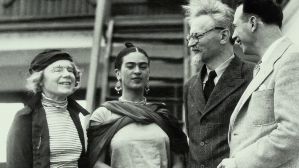 Frida Kahlo žila nespoutaným životem, i když ji sužovaly velké bolesti po autonehodě.