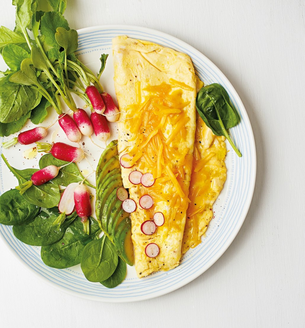 Omeletu můžeme na talíři doplnit pestrou oblohou