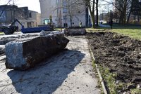 Frýdek-Místek je samé ghetto! Město bourá lavičky i zídky, kde vysedávají a dělají binec