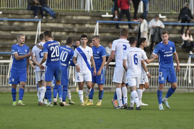 Tragédie na fotbale ve Frýdku-Místku: Smrt fanouška Tragédie na fotbale ve Frýdku-Místku: Smrt fanouška