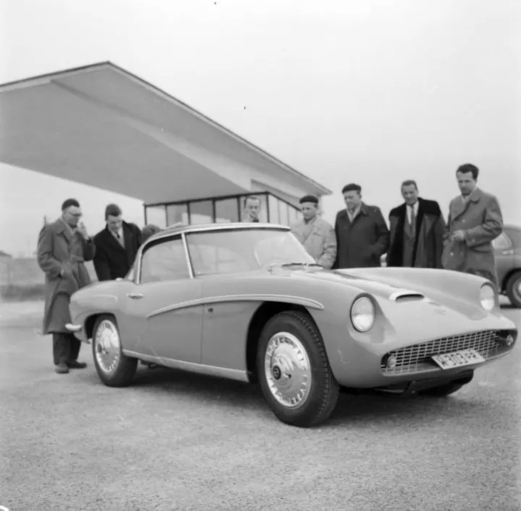 FSO Syrena Sport