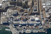 Z reaktoru elektrárny Fukušima uniká pára, prý není radioaktivní