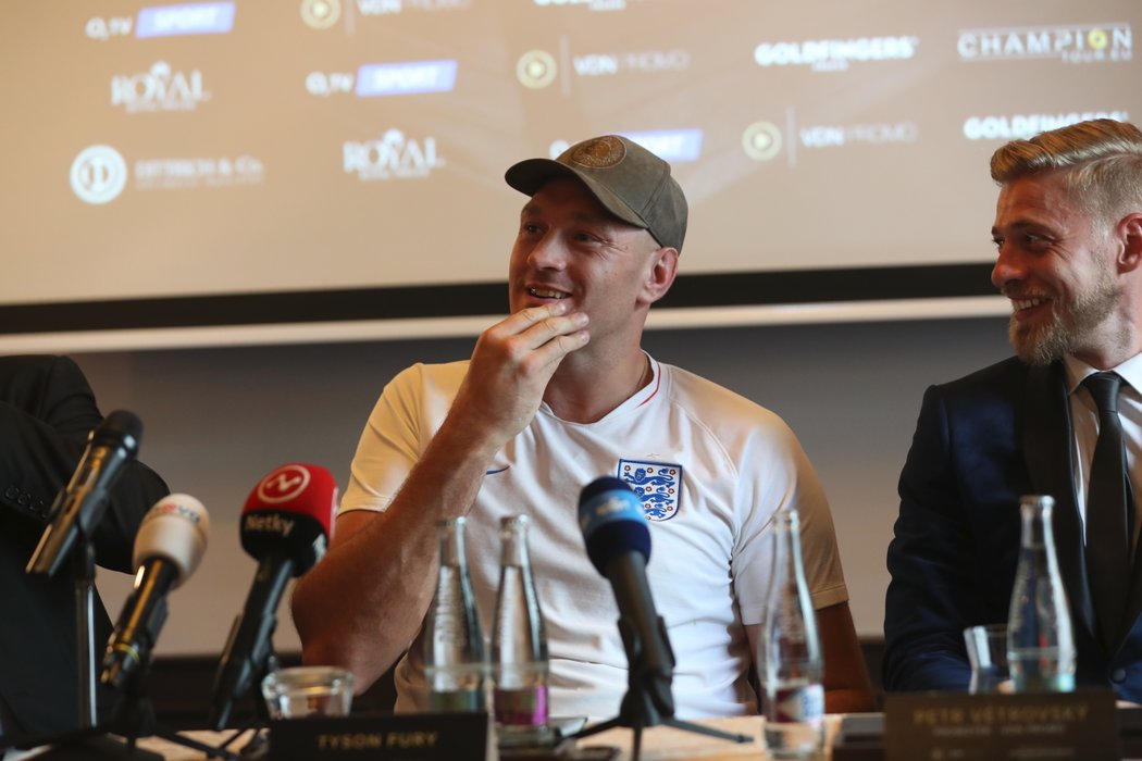 Boxerský šampion Tyson Fury přijel do Prahy vyprávět svůj poutavý příběh