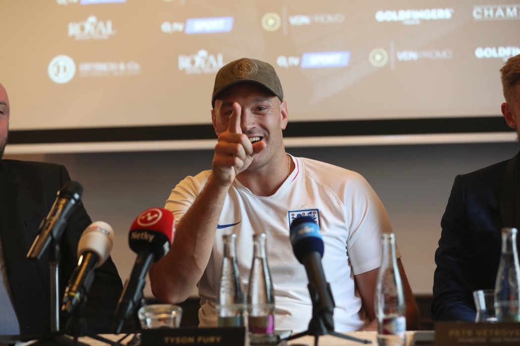 Boxerský šampion Tyson Fury přijel do Prahy vyprávět svůj poutavý příběh