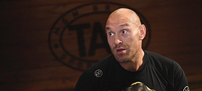 Tyson Fury se připravuje na zápas s neporaženým Němcem Tomem Schwarzem