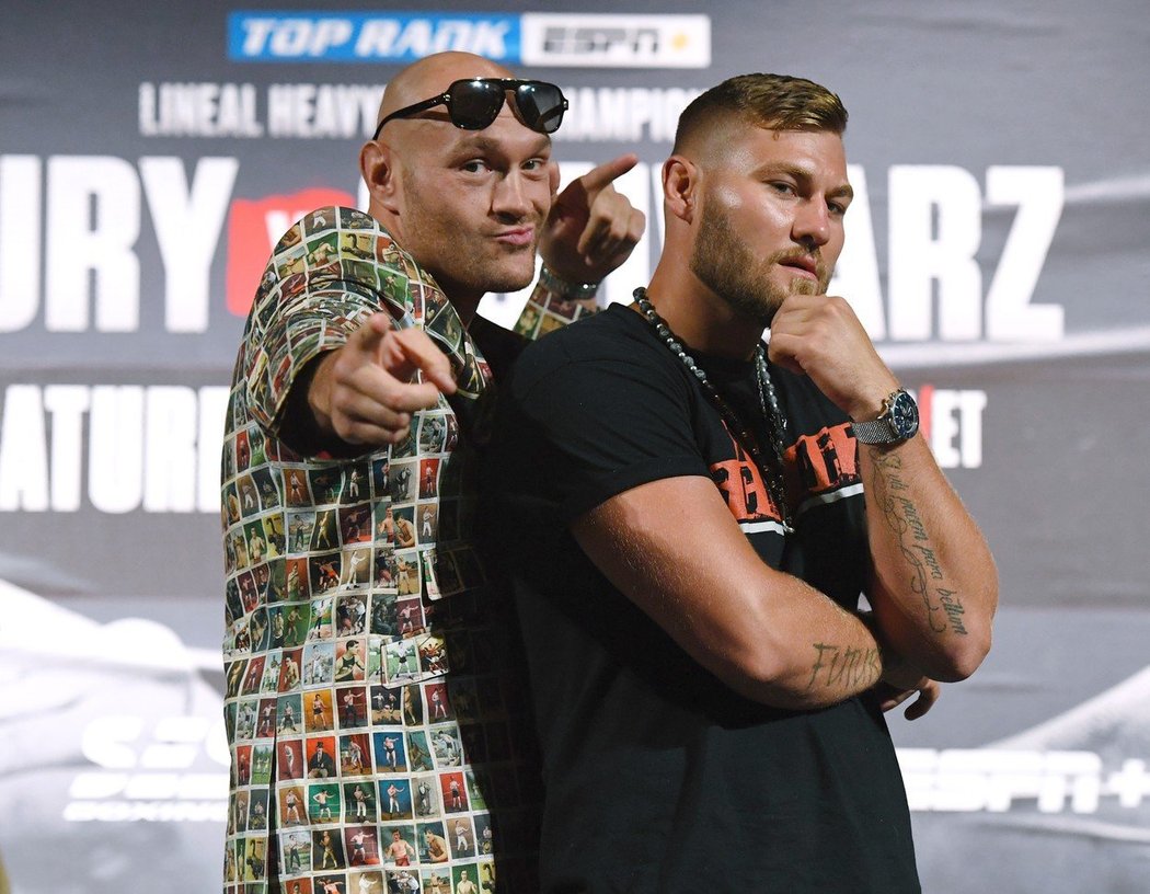 Tyson Fury s Tomem Schwarzem před vzájemným zápasem v Las Vegas