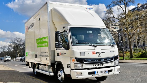 Fuso eCanter pro Paříž, Frankfurt nad Mohanem a Stuttgart