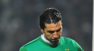 Buffon: Výsledky mě trápí, ale Juve neopustím