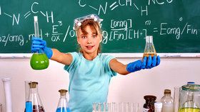 Ať děti objeví kouzlo chemie, biologie a fyziky! Věda může být i hra 