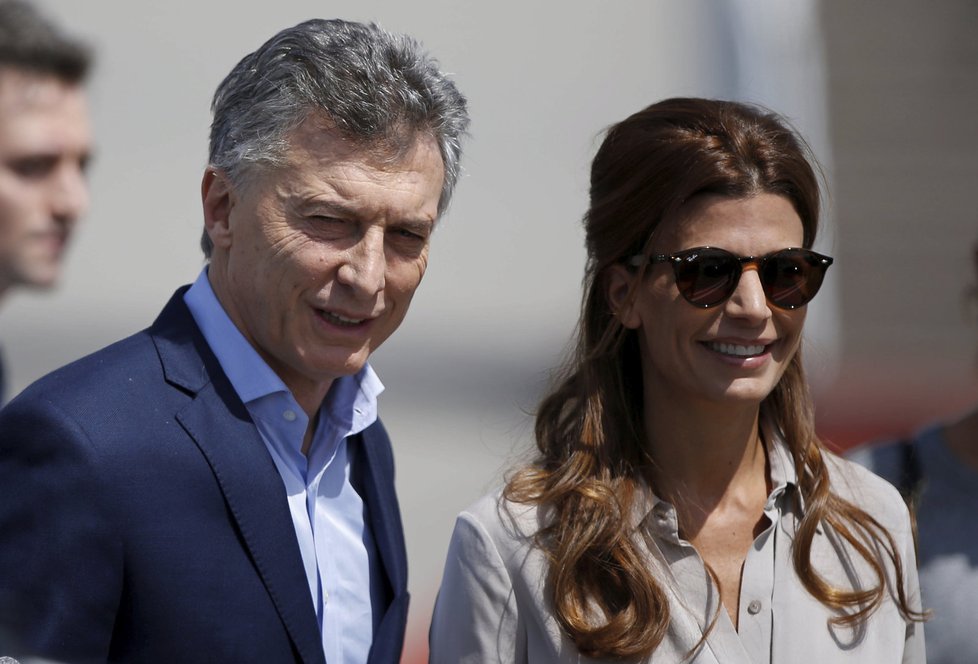 Summit G20 v Hamburku: Argentinský prezident Macri s manželkou Julianou