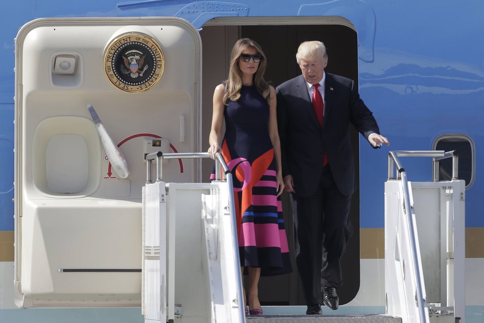 Summit G20 v Hamburku: Donald Trump s manželkou Melanií