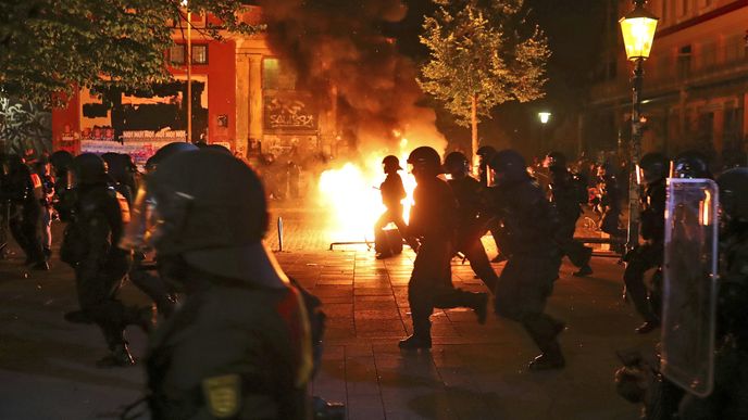 Střety s policií v Hamburku před zahájením summitu G20 v srpnu 2017.