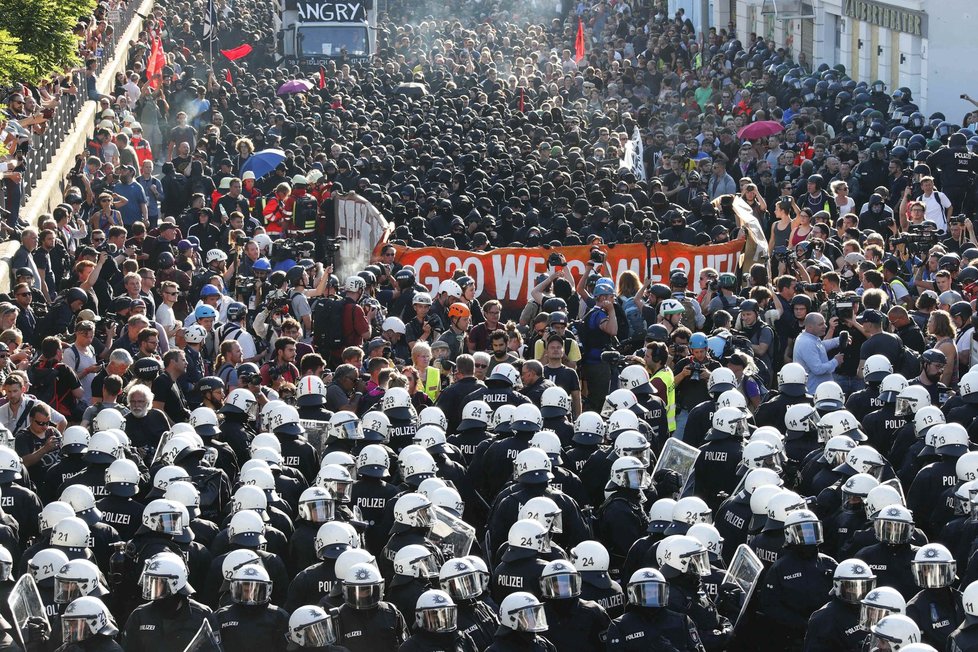 Akce Vítejte v pekle: Protesty při startu summitu G20 v německém Hamburku