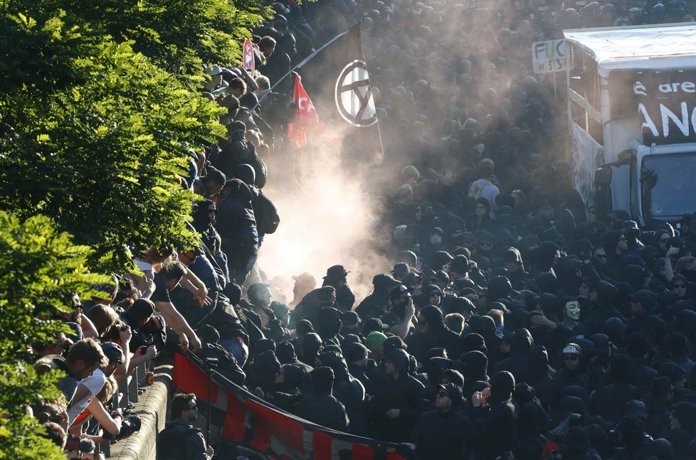 Akce Vítejte v pekle: Protesty při startu summitu G20 v německém Hamburku