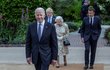 Summit G7: Zleva Joe Biden, Boris Johnson, královna Alžběta II. a francouzský premiér Emmanuel Macron (11. 6. 2021)