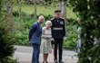 Recepce na summitu G7: Princ Charles a královna Alžběta II. (11. 6. 2021)