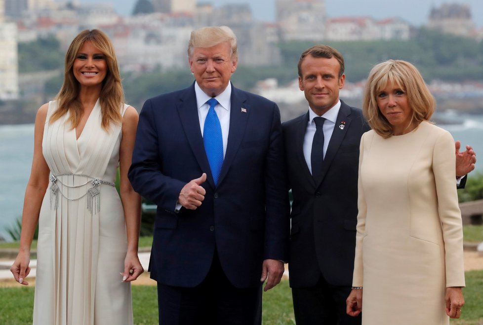 Trumpovi a Macronovi na summitu G7 (24. 8 2019)