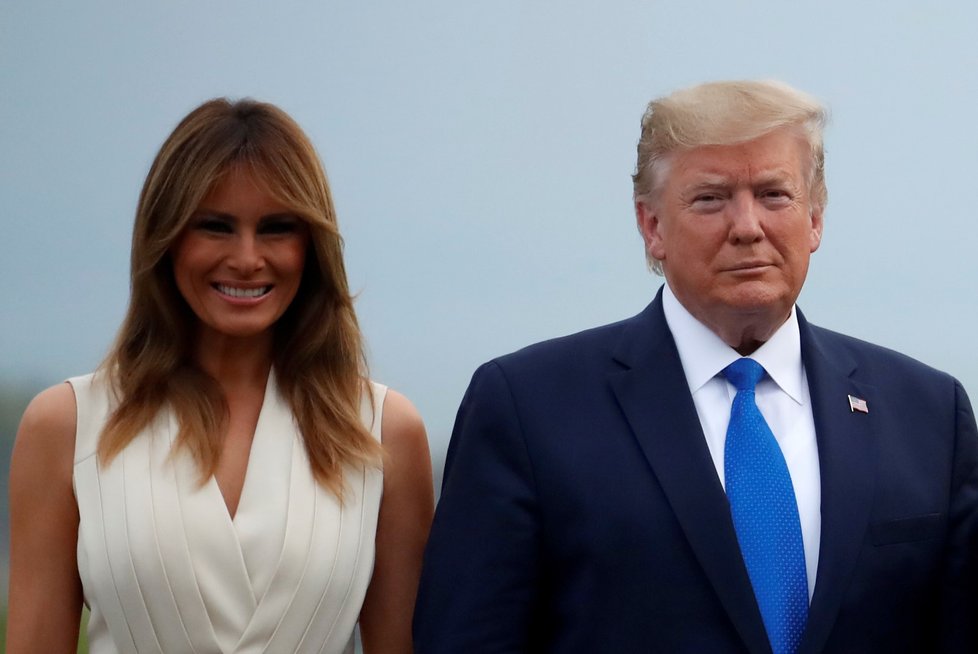 Prezident Spojených států Donald Trump s manželkou Melanií na summitu G7 (24. 8. 2019)