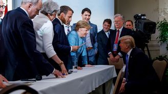 Po dlouhém jednání se členové G7 dohodli na prohlášení. Trump svůj podpis odvolal přes Twitter