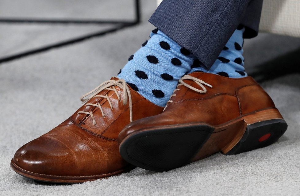 Argentinský prezident Mauricio Marci zaujal na summitu G7 v Kanadě výraznými ponožkami