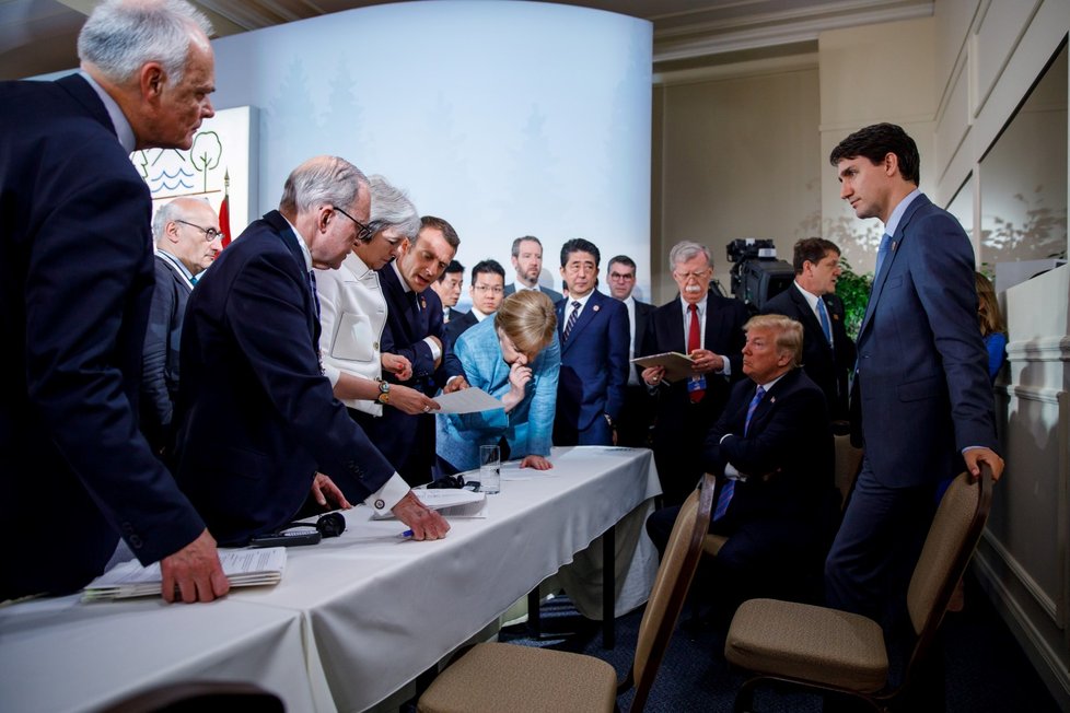 Lídři G7 ladí na Summitu společné prohlášení. Donald Trump ale odletěl předčasné. A to kvůli cestě za Kim Čong Unem