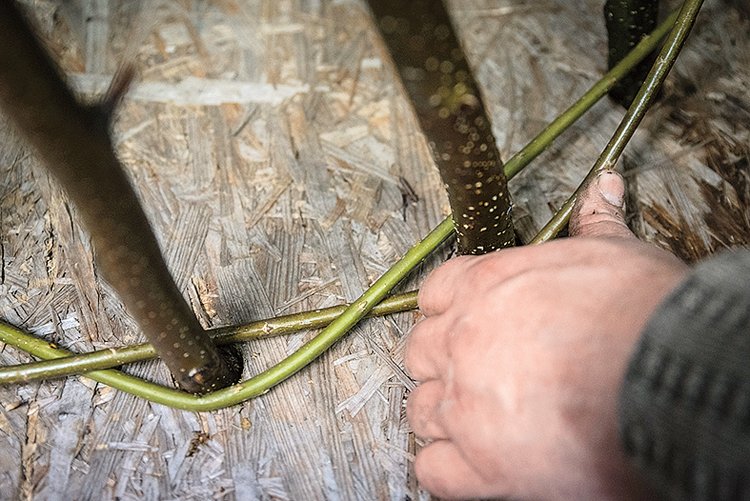 Návod jak uplést gabion a pořídit si skvělou dekoraci na zahradu