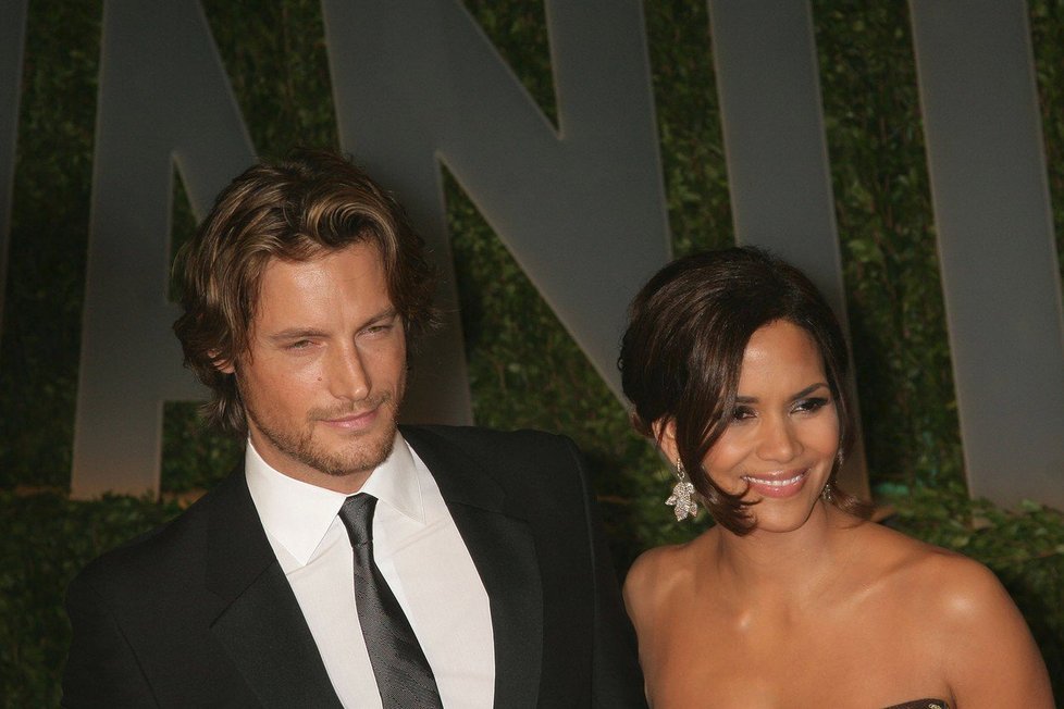 Gabriel Aubry a Halle Berry spolu mají dceru. Než se poznali, měl Aubry jisté úspěchy v modelingu, ale po boku Halle se hodně zviditelnil. Po rozvodu vymohl z herečky alimenty 16 tisíc dolarů měsíčně, přestože dceru neměl v péči.