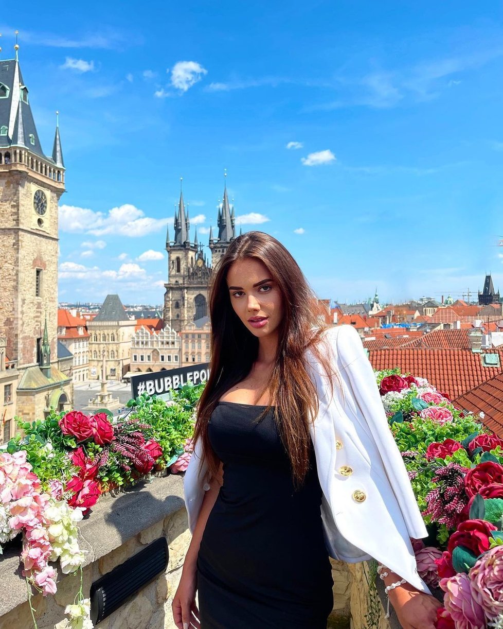 Gabriela Gašpárová z Love Islandu je opravdu sexy.