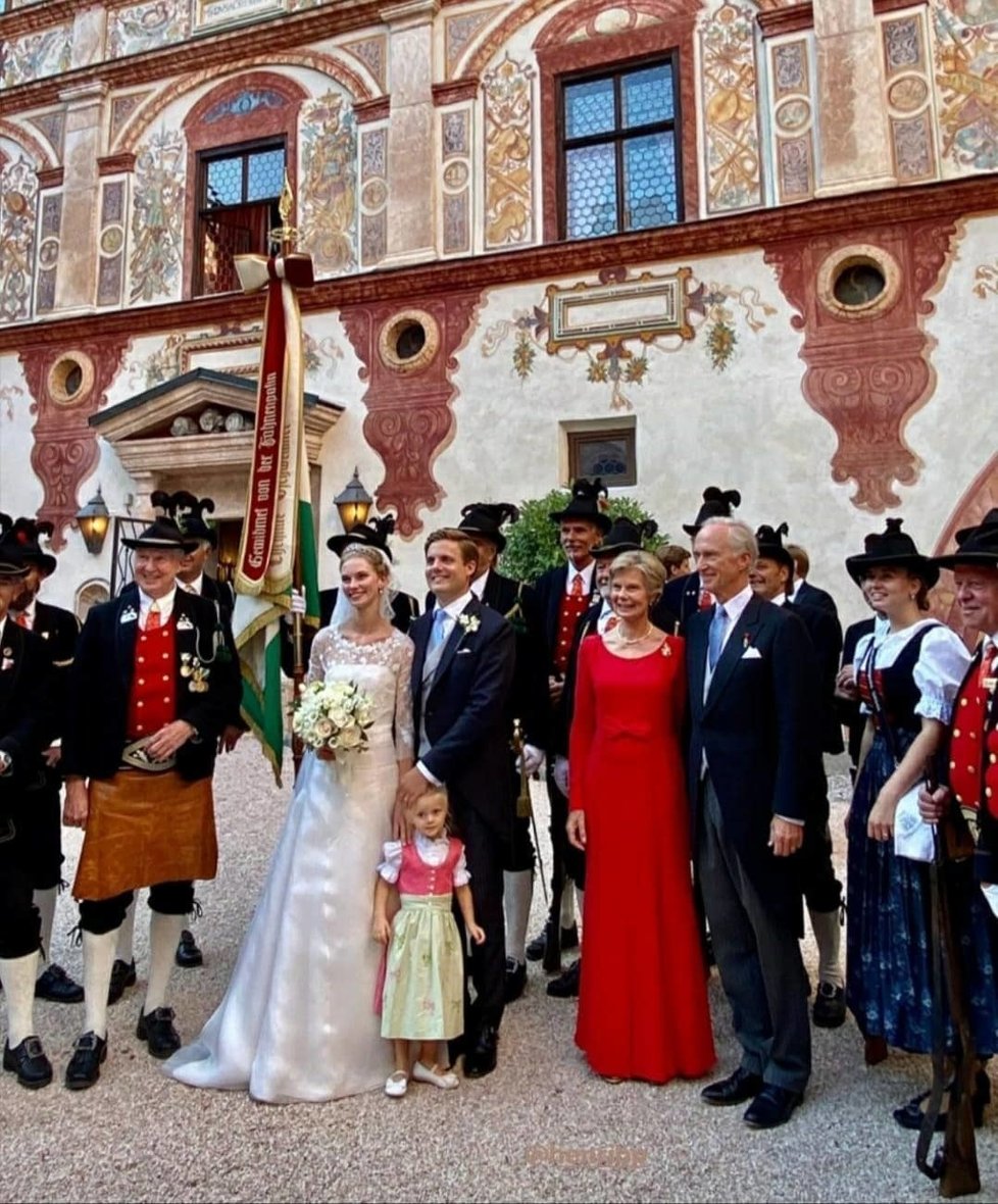 Svatba pravnučky posledního českého krále Karla I. Gabriely Rakouské byla skutečně pohádková!