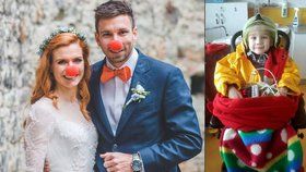 Novomanželé Gabriela Soukalová, dnes už Koukalová, a Petr Koukal požádali svatební hosty a fanoušky, aby poslali peníze na nemocného Péťu.