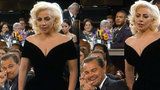 DiCaprio se vysmál Lady Gaga, ta do něj vrazila! Jeho výraz? Ten je konečně na Oscara!