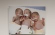 Trojčata Alenka, Roman a Mário se v roce 2003 narodila tři a půl měsíce před termínem. Dvě vážila 690 gramů a jedno 670 gramů.