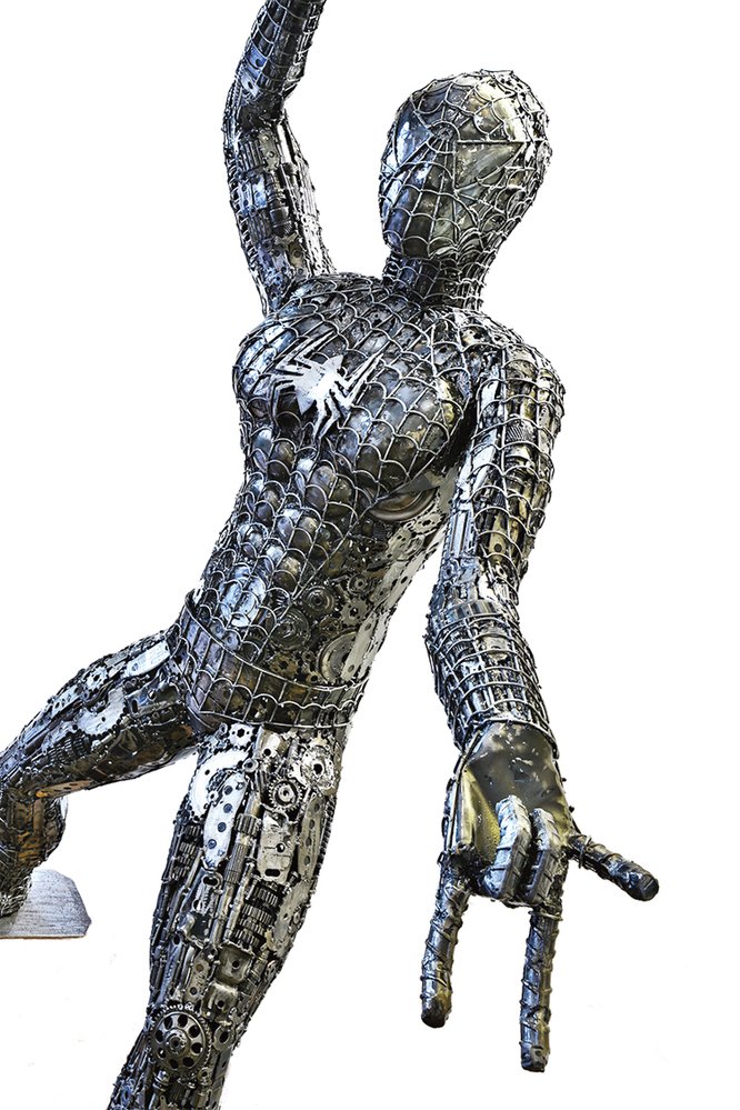 Spider-Man v Galerii ocelových figurín