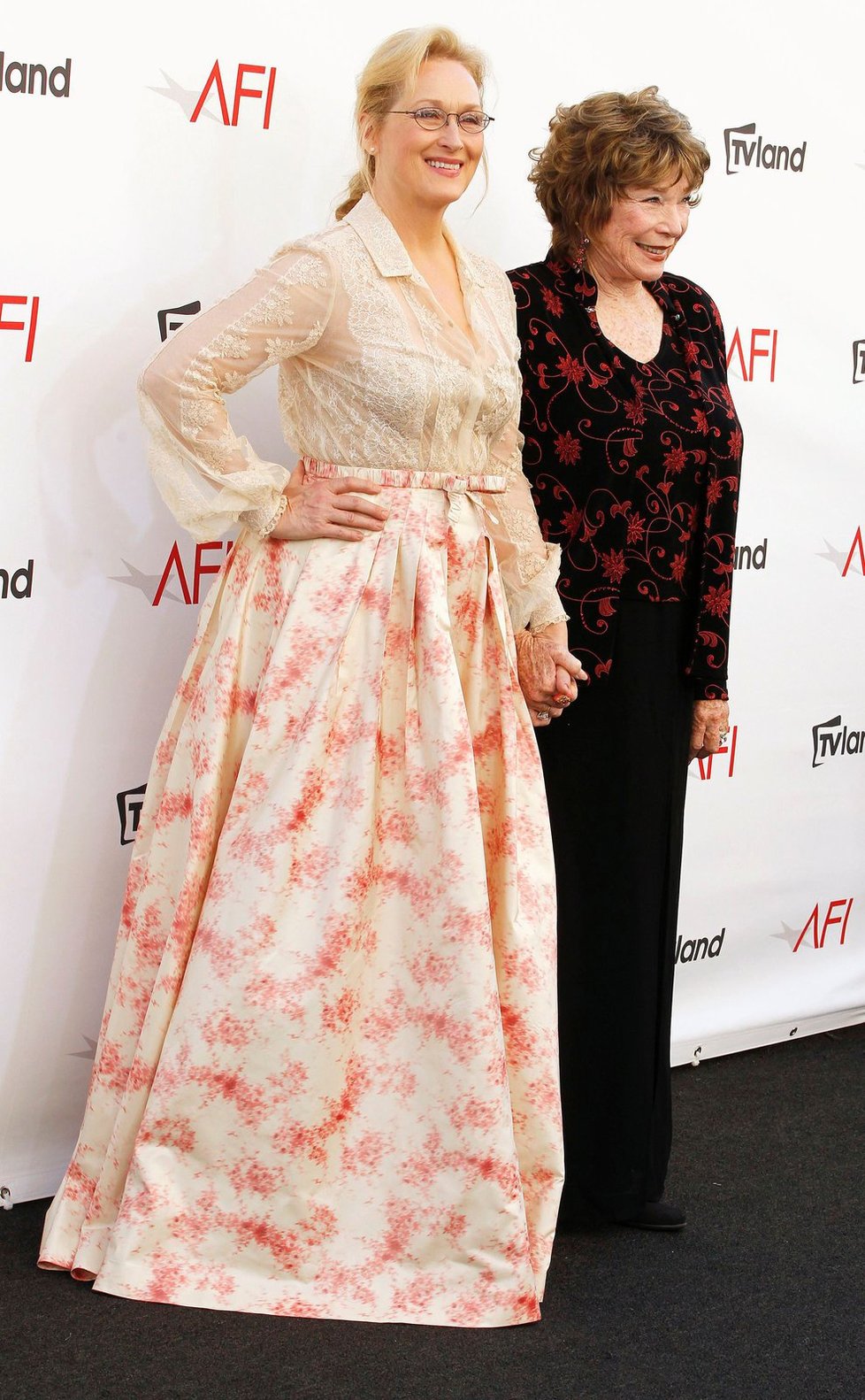 Meryl Streep oblékla dlouhou sukni a halenku