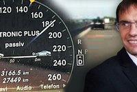 Slovenský ministr je pirát: Jel po dálnici 200 km/h!