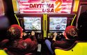 Daytona USA 2 z roku 1998 pro dva hráče