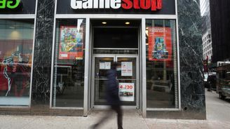 Na Robinhood míří hromadná žaloba kvůli akciím GameStopu 