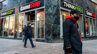 Akciové šílenství pokračuje: GameStop opět prudce roste