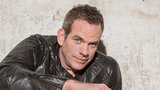 Garou zpátky v Praze! Sexy hlas frankofonního šansonu znovu okouzlí české fanynky