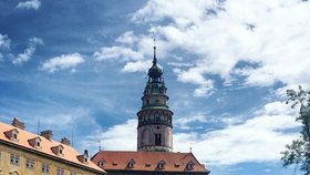 Český Krumlov bude muset v budoucnu zavést aktivní nástroje regulace, aby si zachoval svou autenticitu a památkové hodnoty, uvádí studie.