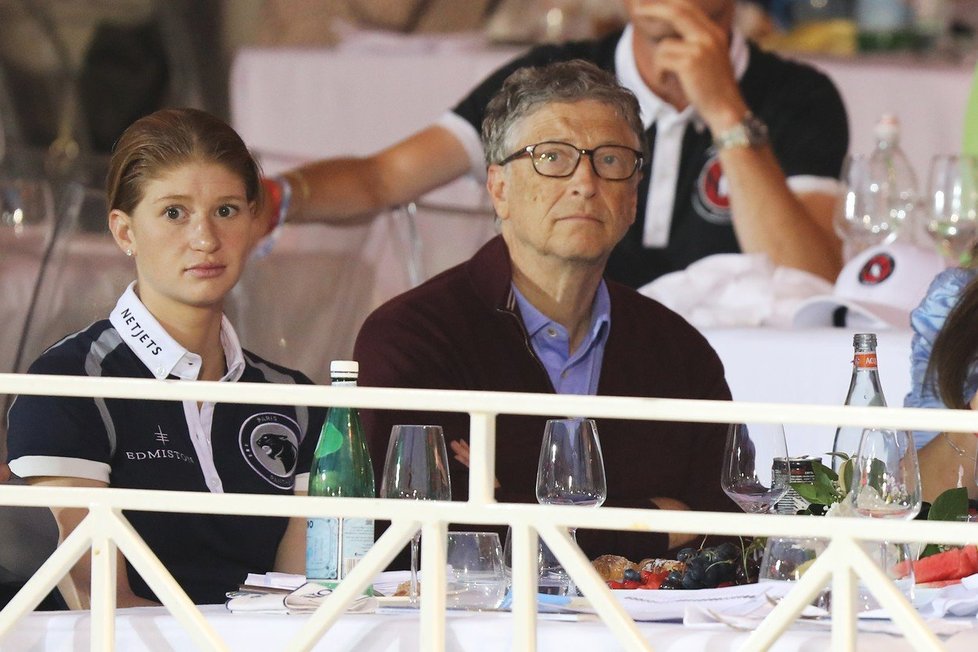 Bill Gates chtěl koně pořídit pro svou dceru Jennifer, která je profesionální jezdkyní