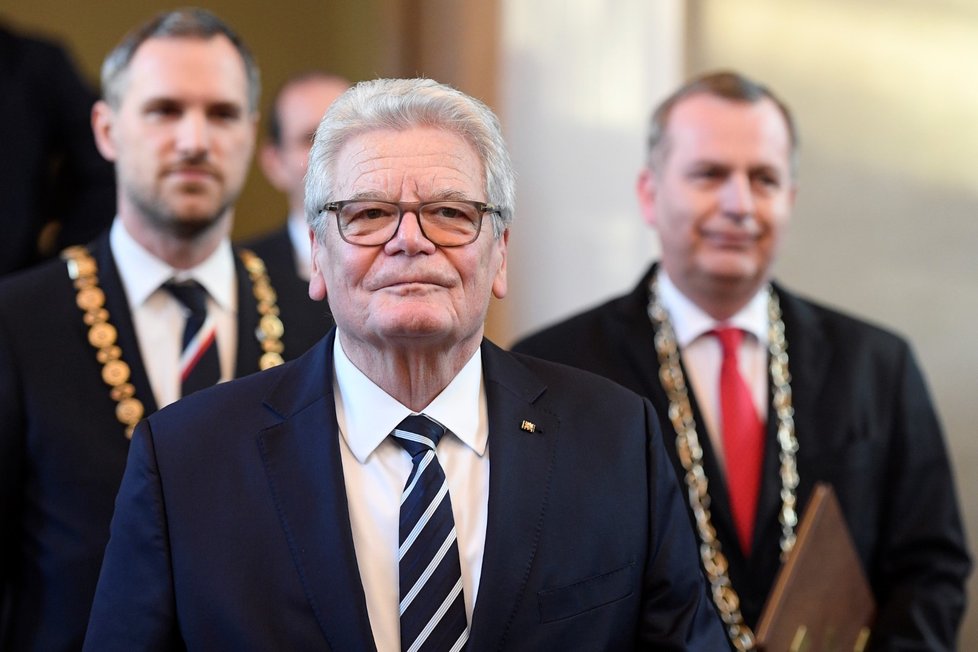 Německý exprezident Joachim Gauck obdržel cenu Karla IV. od Univerzity Karlovy a Prahy (21. 1. 2019).