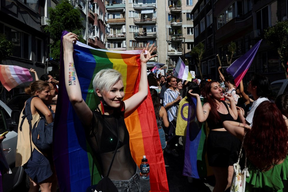 Zátah proti pochodu gay pride v Turecku (26.6.2022)