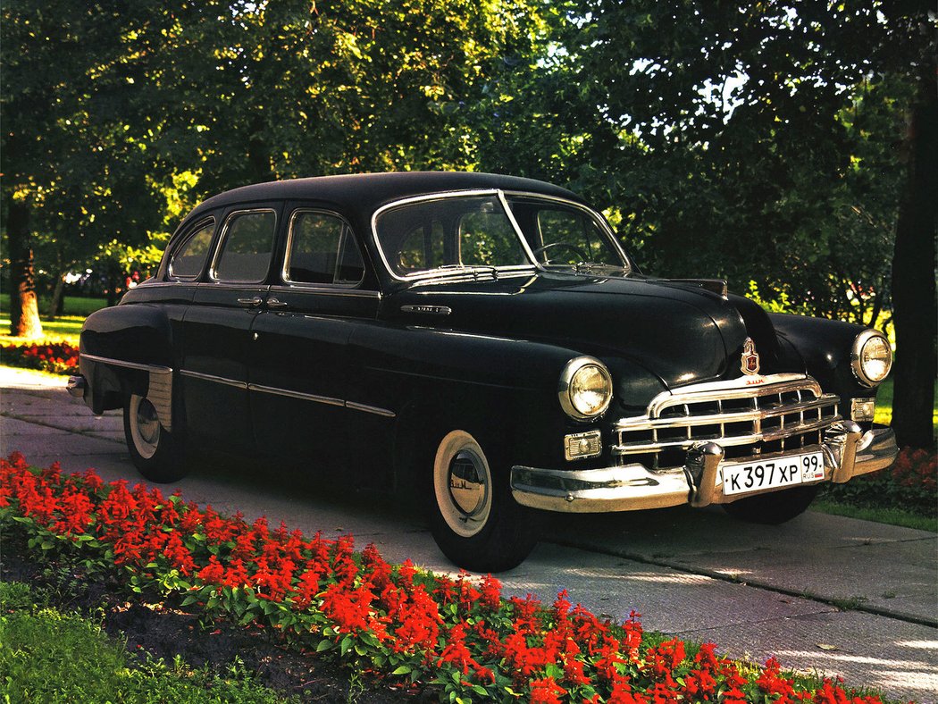 GAZ-12 ZIM (1950)