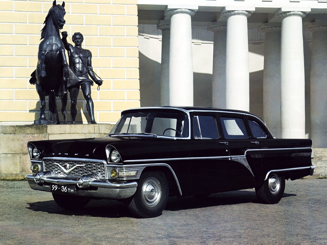 GAZ-13 (Čajka) (1959)