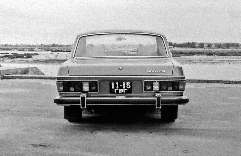 GAZ-31013 (1979)