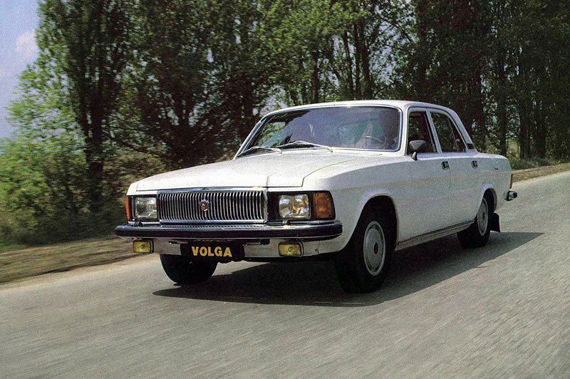 GAZ-3102 Volha (1981)