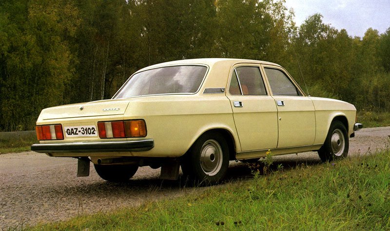 GAZ-3102 Volha (1981)