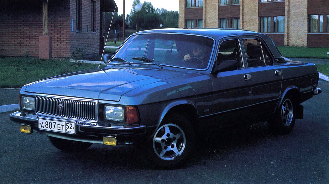 GAZ-3102 Volha (1992)
