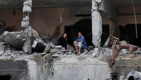 Obytná budova ve městě Gaza zničená izraelským bombardováním (10. 10. 2023).